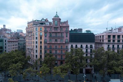 Exterior view of old architecture in central part of barcelona, spain. colorful houses, buildings.