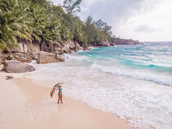 Scenic view of sea against sky, la digue seychelles 