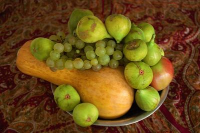 Close-up of apples