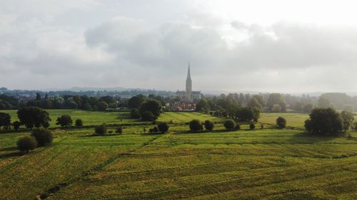 Aerial view of salisbury cathedral against sky