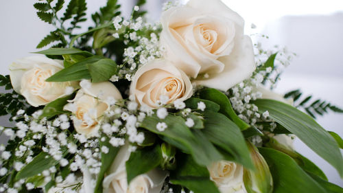 Close-up of white rose bouquet