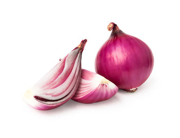 Close-up of garlic against white background