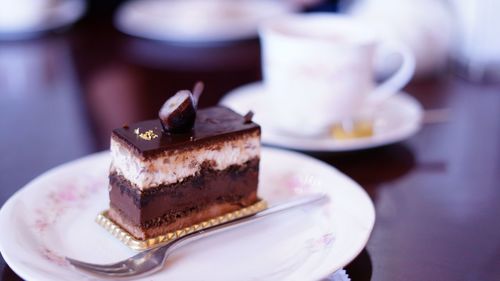 Close-up of cake in plate on table