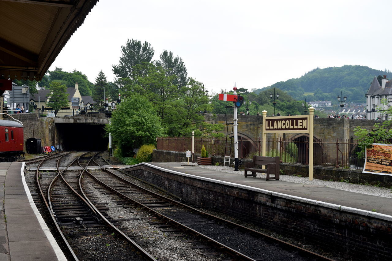 RAILROAD STATION PLATFORM IN CITY