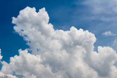 Low angle view of clouds in sky