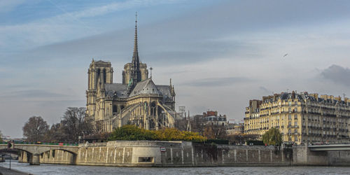 A walk around paris and the notre dame before the fire of 2019