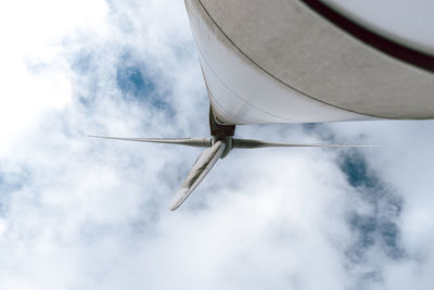 Low angle view of airplane flying in sky