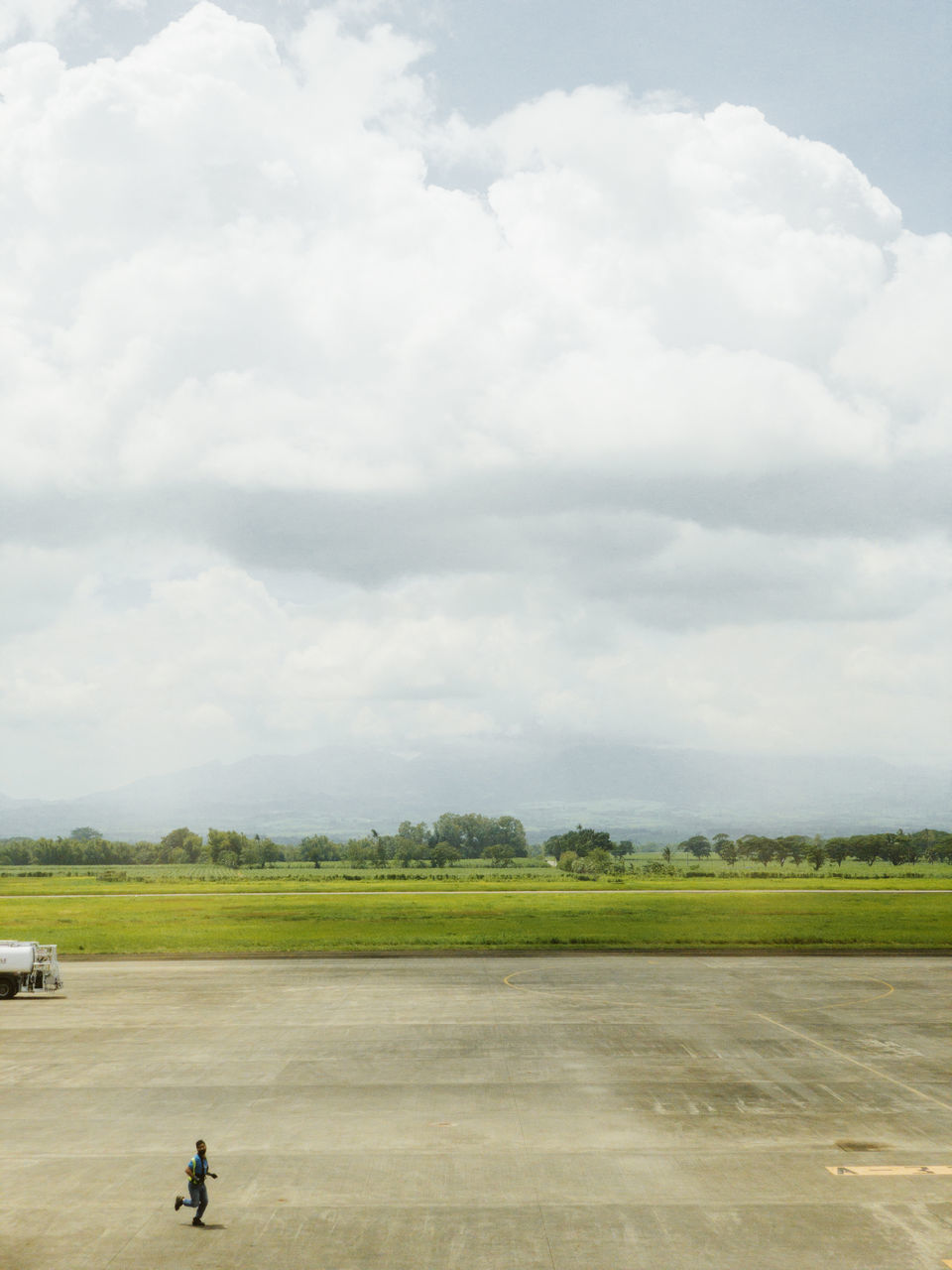 SCENIC VIEW OF LANDSCAPE