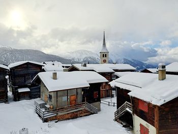 Buildings in city