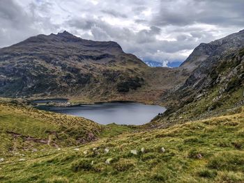 Hiking in the swiss mountains