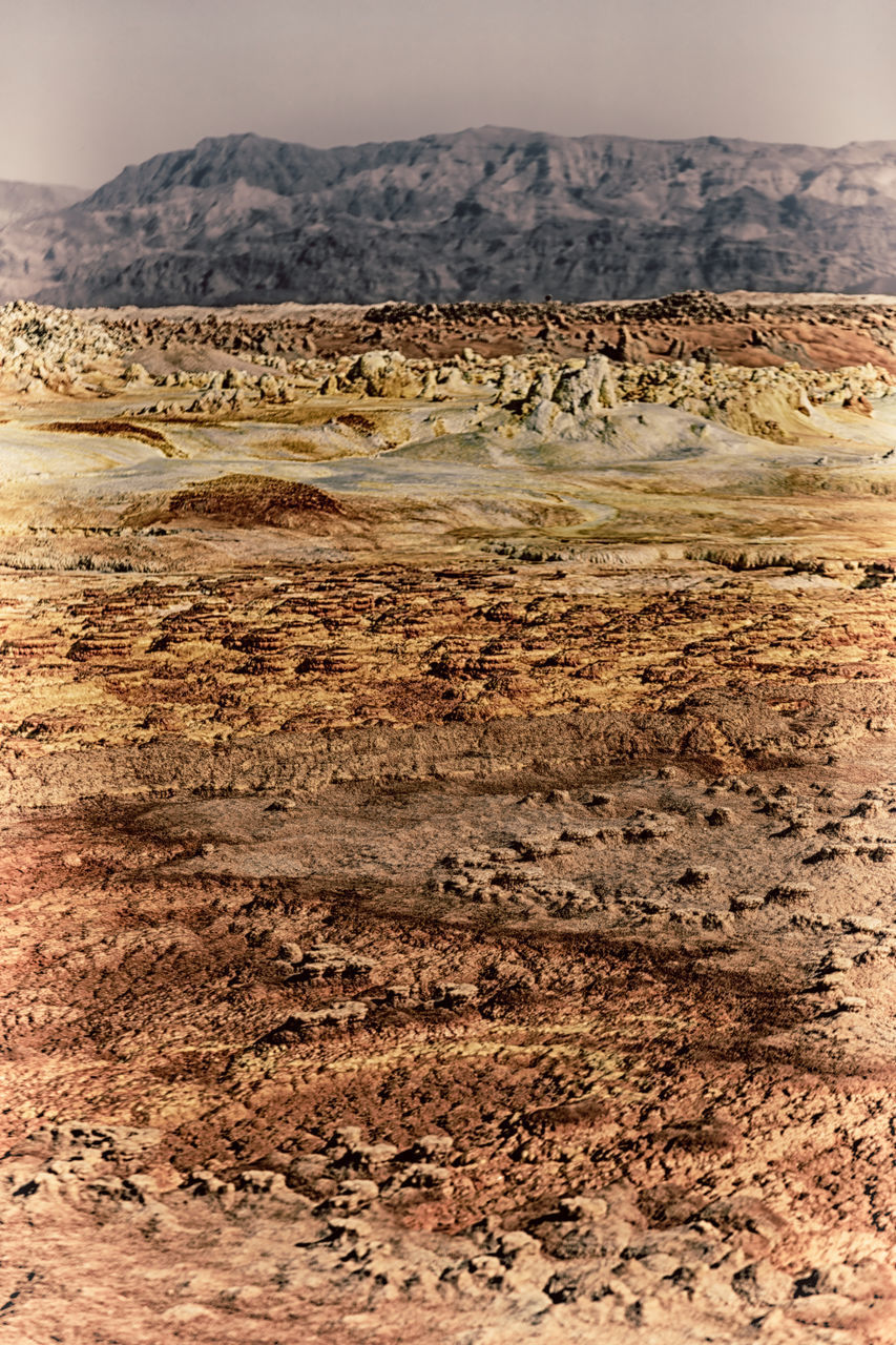 SCENIC VIEW OF DESERT LANDSCAPE