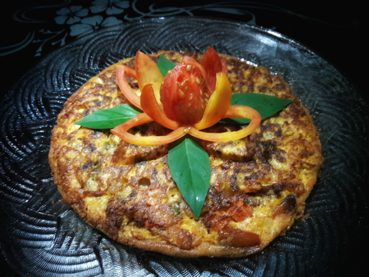 CLOSE-UP OF SERVED FOOD IN PLATE WITH SAUCE