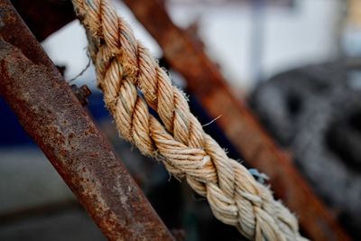 Close-up of rope and rusty metal