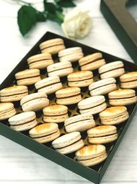 Close-up of macaroons in tray on table