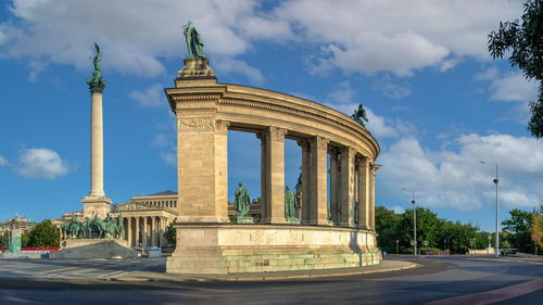 Monument to the millennium of hungary on the heroes square in budapest on a sunny summer morning