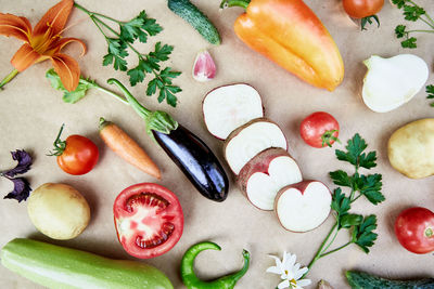 Vegetables - beet, basil, eggplant, parsley, bell pepper, hot pepper, potatoes, cucumber, carrots. 