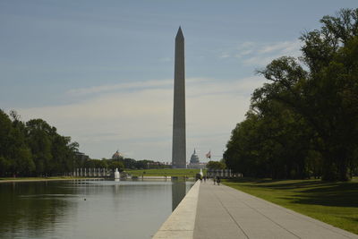 View of monument in city against sky