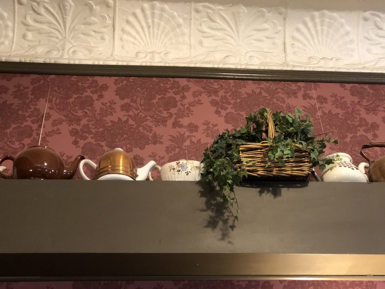 POTTED PLANT ON SHELF