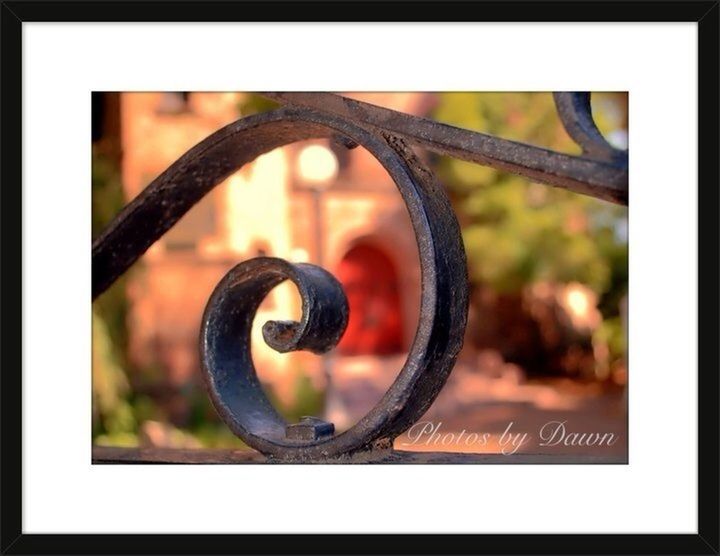 transfer print, metal, auto post production filter, close-up, safety, focus on foreground, protection, metallic, security, railing, fence, circle, day, no people, spiral, part of, outdoors, rusty, chainlink fence, chain