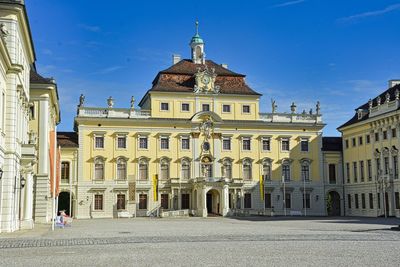 The residenzschloss ludwigsburg was built between 1704 and 1733 