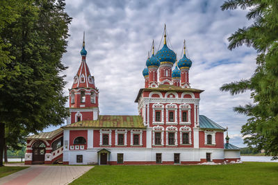 View of building against cloudy sky