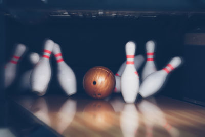 Ten pin bowling at alley