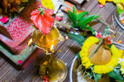 Close-up high angle view of flowers on table