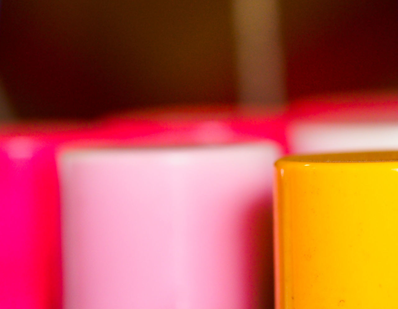 CLOSE-UP OF BEER ON TABLE