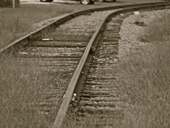 Surface level of railroad tracks