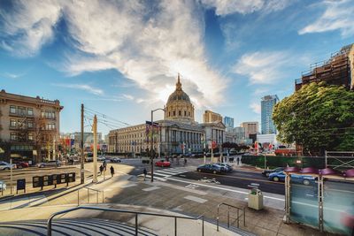 San francisco city hall against cloudy sky