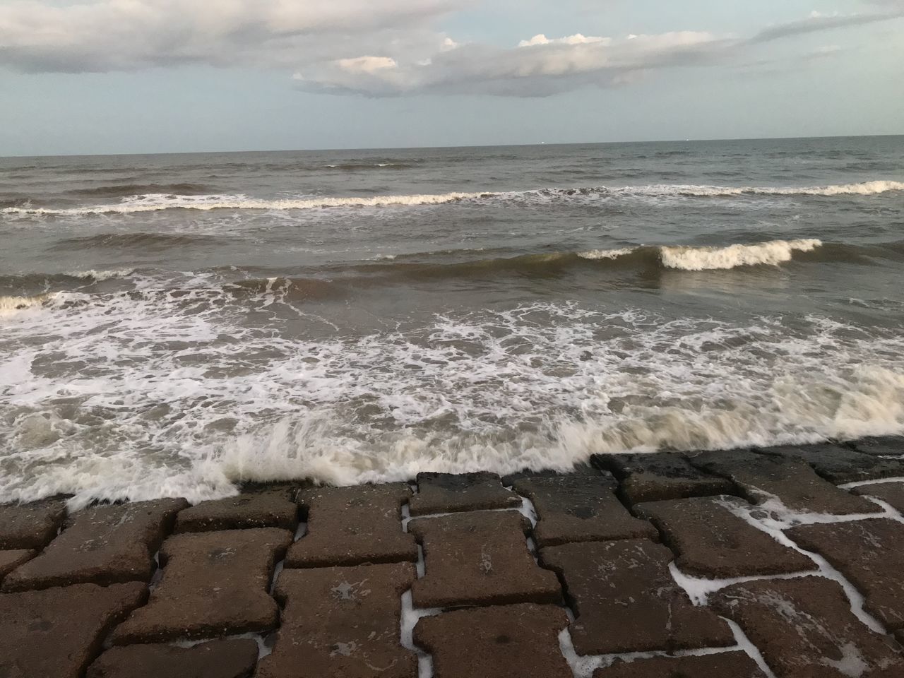 SCENIC VIEW OF SEA WAVES