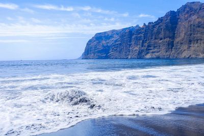 The view of the cliffs of los gigantes