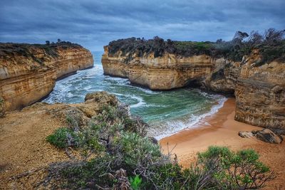 Rock formations at loch ard gorge in port campbell
