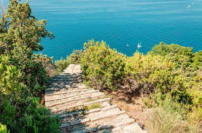 Path 535 to monesteroli, cinque terre national park