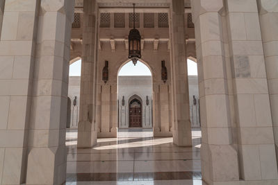 Sultan qaboos grand mosque in muscat, oman.