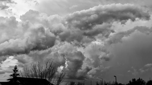 Low angle view of cloudy sky