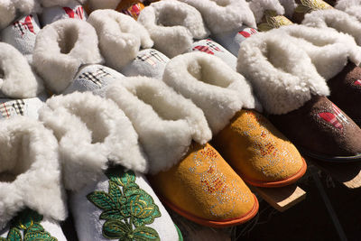 These are very comfortable slippers for children,caucasus.