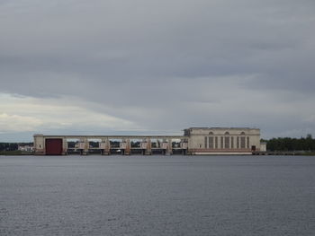 Building against cloudy sky
