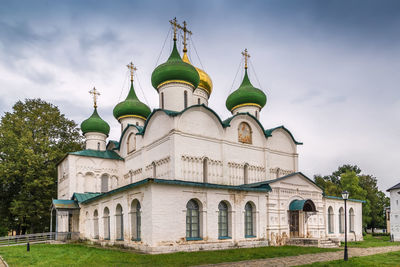 The cathedral of the transfiguration of the saviour in monastery of saint euthymius, suzdal, russia