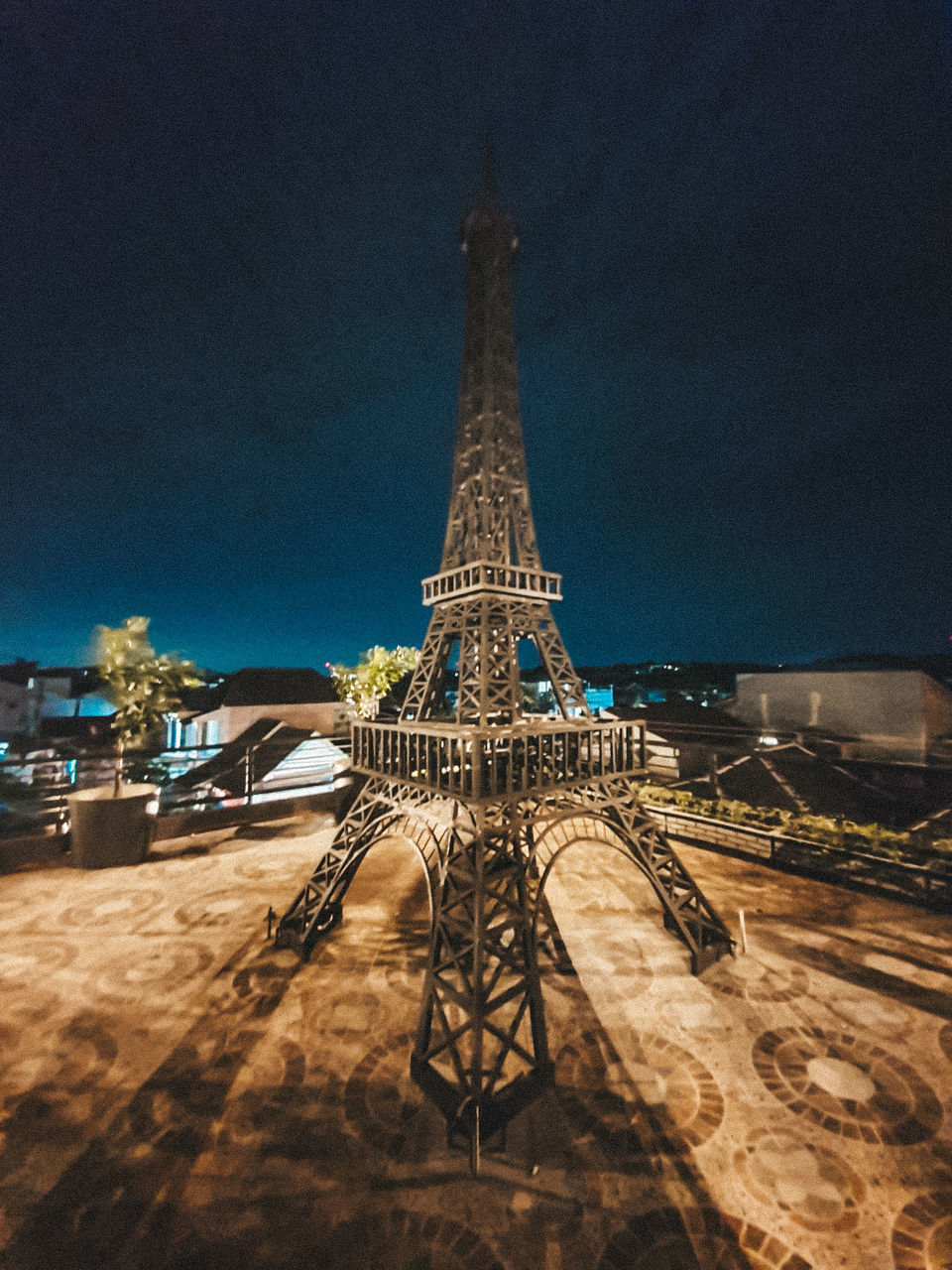 TOWER OF BUILDING AGAINST SKY