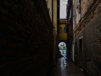 Narrow alley in city