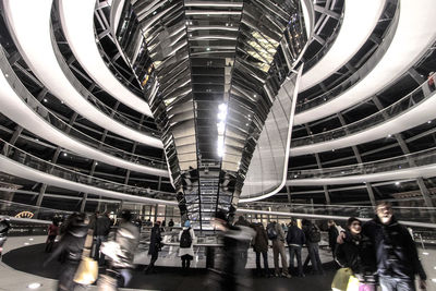 People at the reichstag