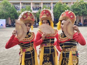 Portrait of woman wearing hat