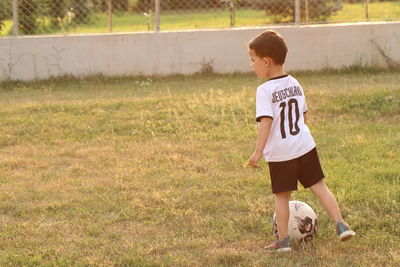 Littel footballer