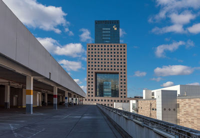 Torhaus skyscraper, exhibition grounds administration, frankfurt, germany 2