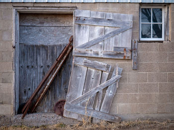 Abandoned building