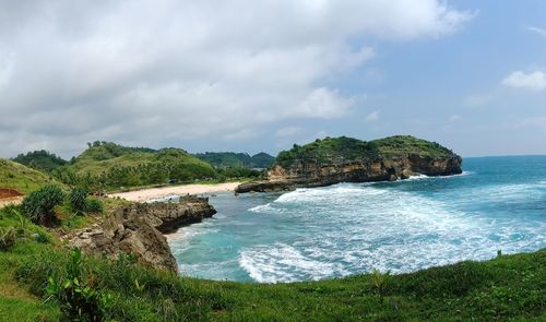 Scenic view of sea against sky