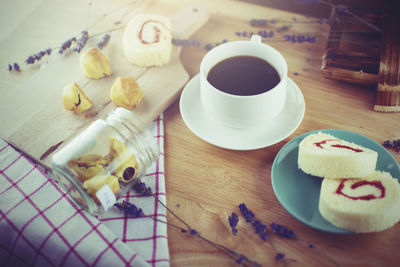 Coffee cup on table