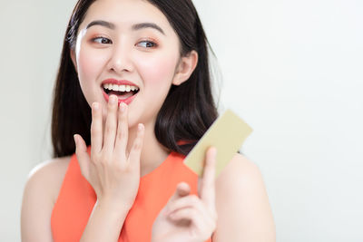 Portrait of a smiling young woman