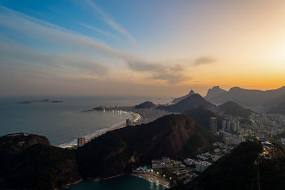 Sunset view of the coast of rio de janeiro in brazil seen from the sugar loaf mountain